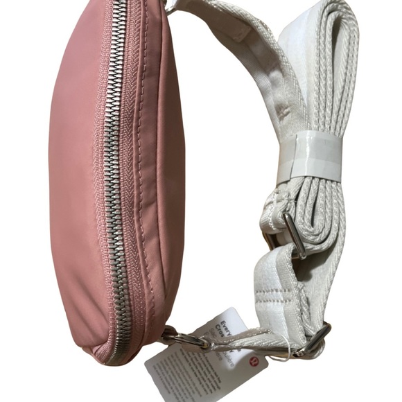 flush pink lululemon belt bag NWT Lululemon Everywhere Belt Bag Mini 0.7L Flush Pink